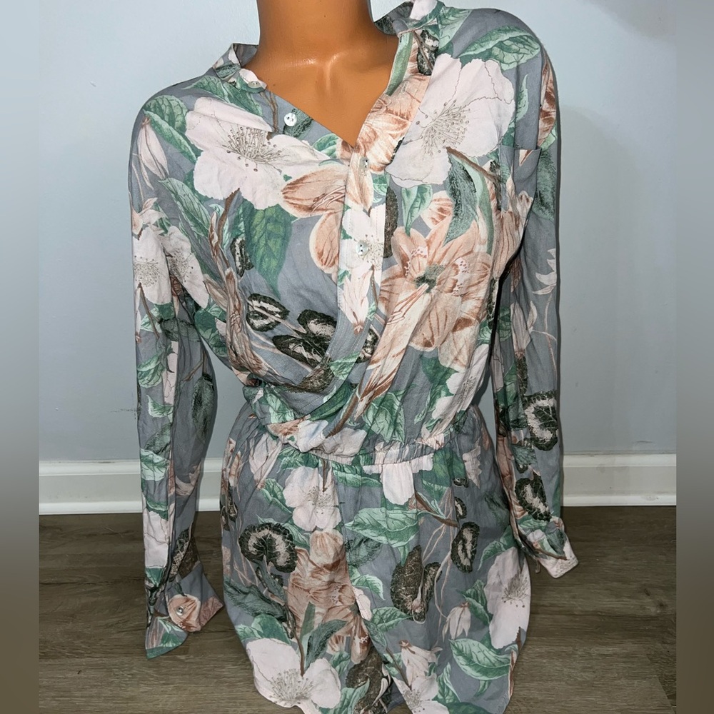 Stillwater Revolve Women's Size Medium Long Sleeve Button Front Mini Dress